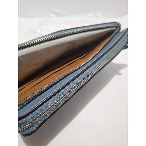 Coach Signature Double Zip Wristlet Chalk Indigo Multi- CD878 - Picture 4 of 5